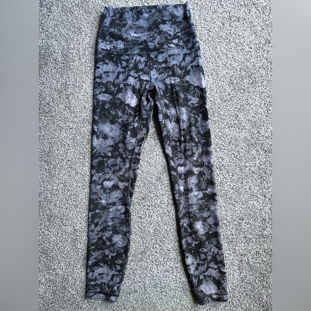 NWOT Lululemon Leggings